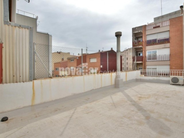 OPORTUNIDAD! CASA EN VENTA, A REFORMAR. SITUACIÓN INMEJORABLE.