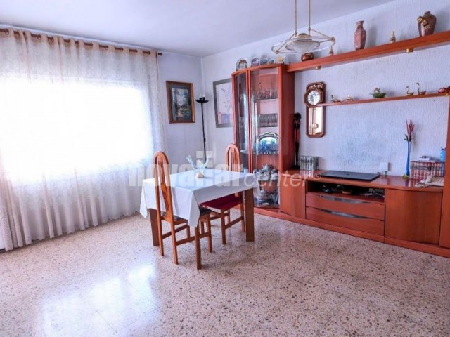 PISO EN VENTA VALLPARADIS