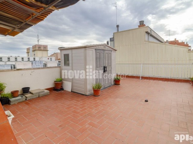 AMPLIA CASA EN VENTA EN CEMENTIRI VELL